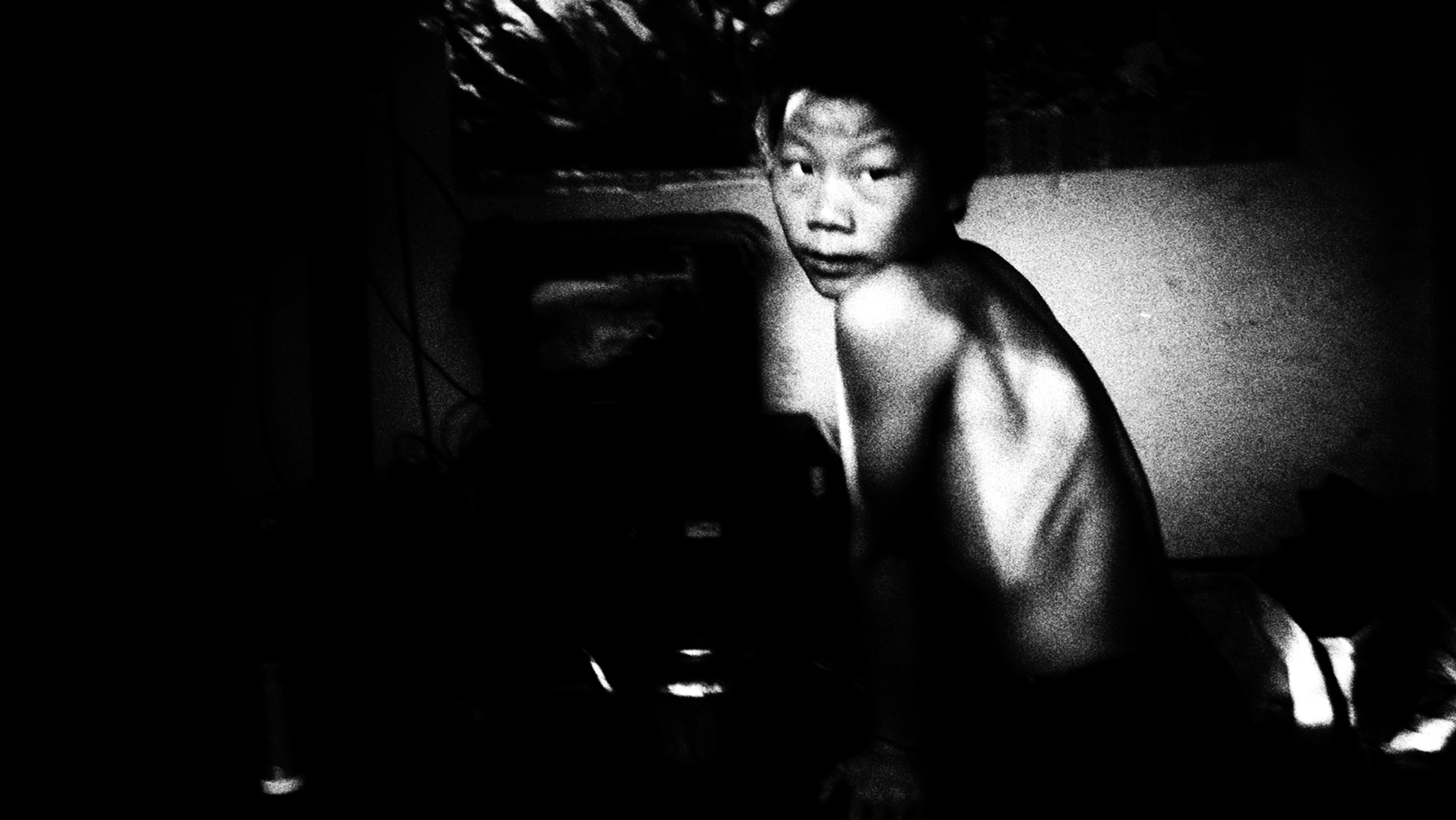 Children Are Not Afraid of Death, Children Are Afraid of Ghosts (Rong Guang Rong)