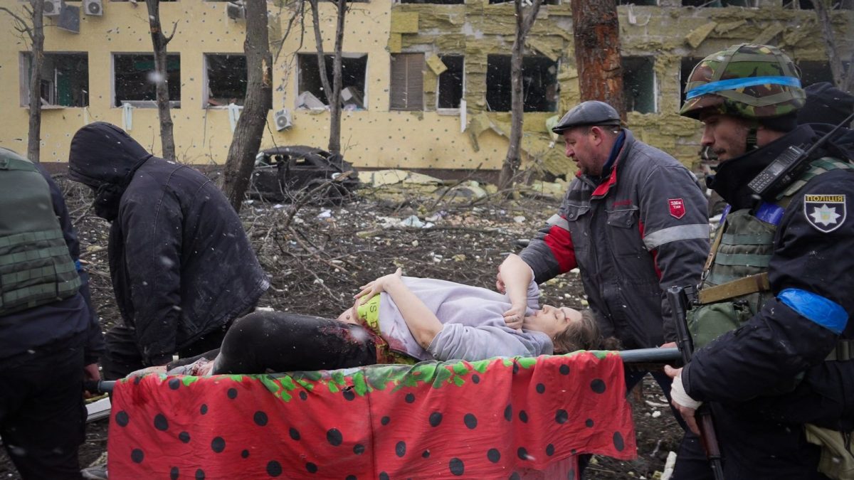 20 Days in Mariupol (Mstyslav Chernov). SEFF 2023 – Nuevas Olas