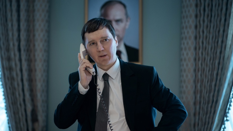 El mago del Kremlin (Olivier Assayas). San Sebastián 2025 – Perlas