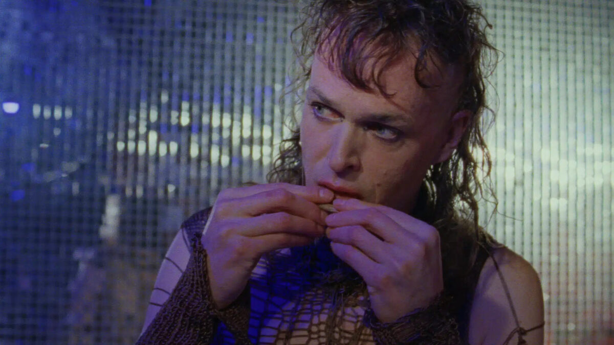 At Night (Beatrice Gibson). SEMINCI 2026 – Tiempo de Historia
